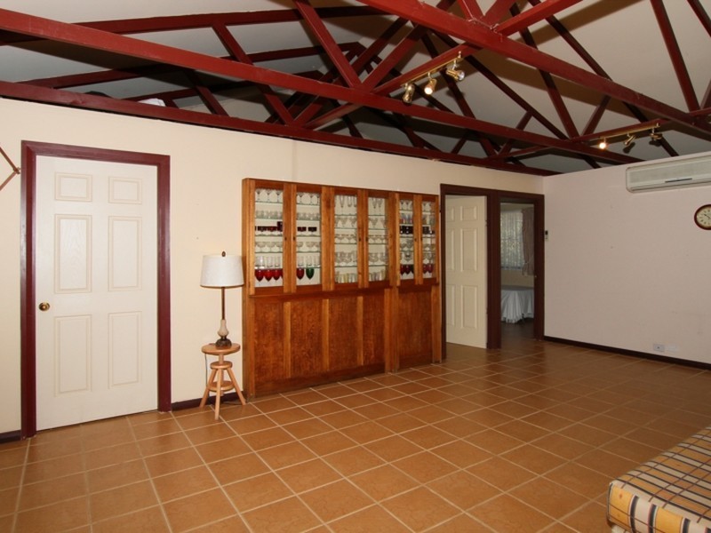 2 Duke Street, Toodyay WA 6566