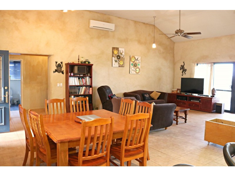 159 Phillips Road, Toodyay WA 6566