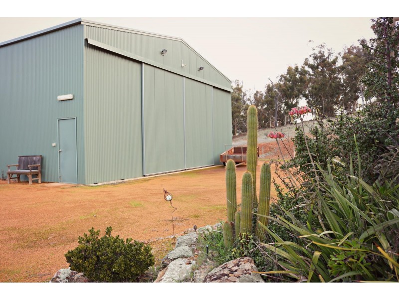 159 Phillips Road, Toodyay WA 6566