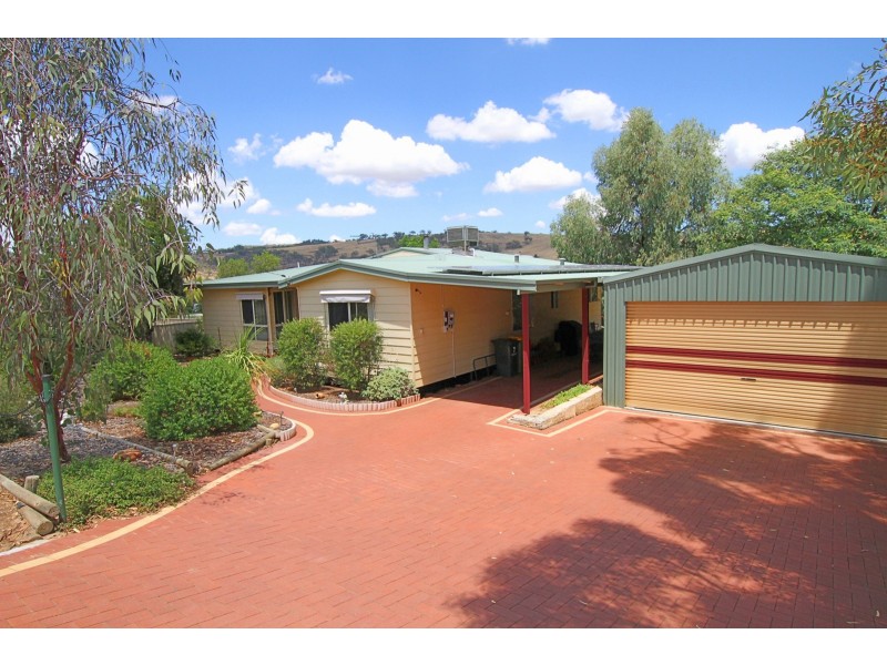 7 Harcourt Street, Toodyay WA 6566