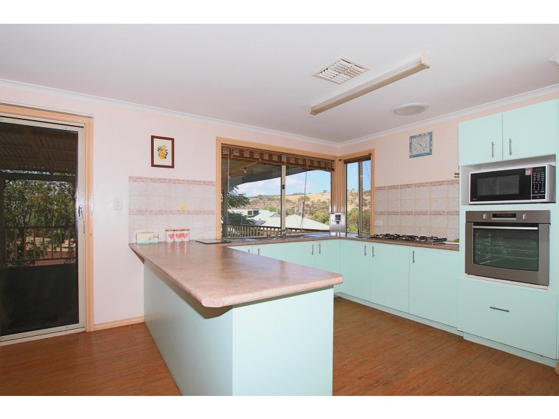 7 Harcourt Street, Toodyay WA 6566