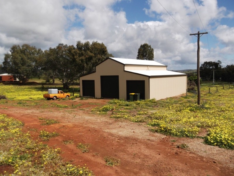 100 Boyagerring Road, Toodyay WA 6566