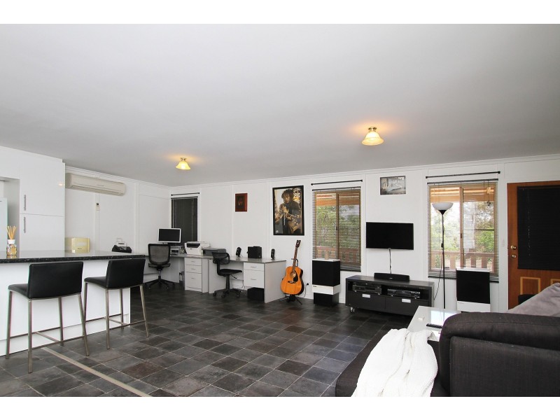 100 Boyagerring Road, Toodyay WA 6566