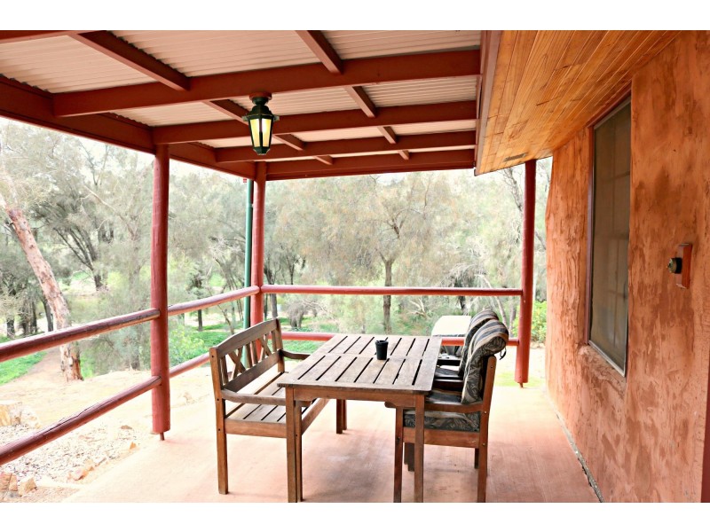 122 Railway Road, Toodyay WA 6566