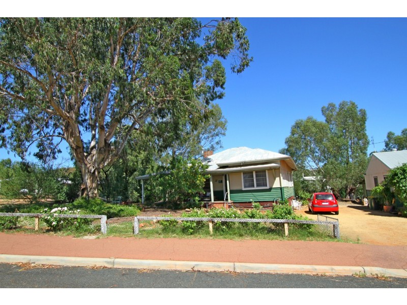 2 Duke Street, Toodyay WA 6566