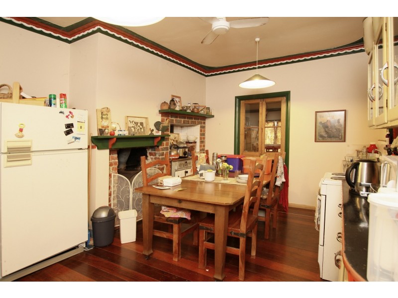 2 Duke Street, Toodyay WA 6566