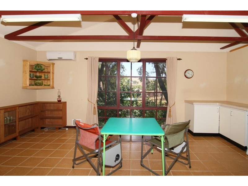 2 Duke Street, Toodyay WA 6566