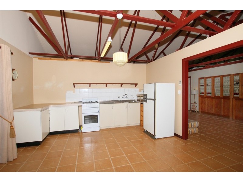 2 Duke Street, Toodyay WA 6566