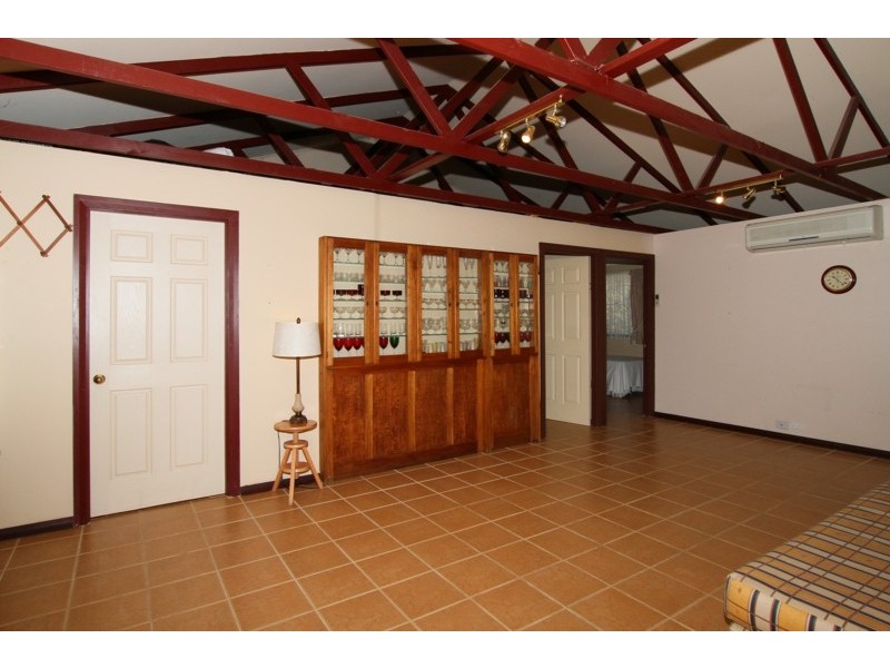 2 Duke Street, Toodyay WA 6566