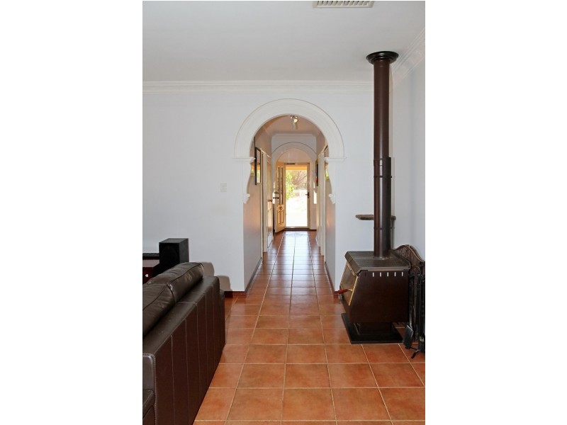 35 Wellington Street, Toodyay WA 6566