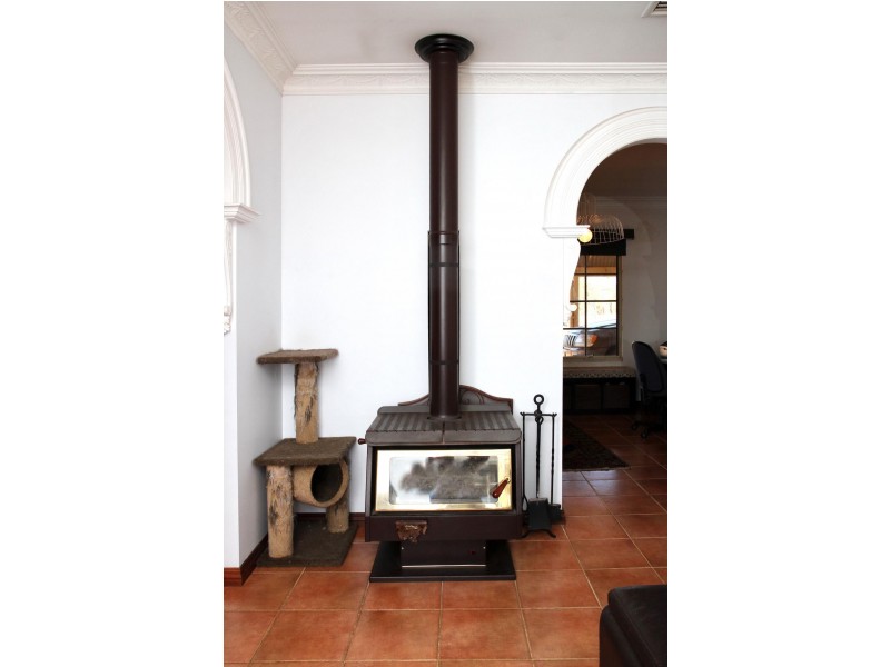 35 Wellington Street, Toodyay WA 6566