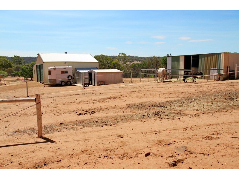 35 Wellington Street, Toodyay WA 6566