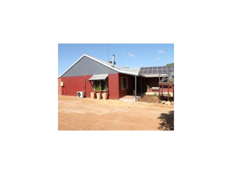 135 Seventh Road, Toodyay WA 6566