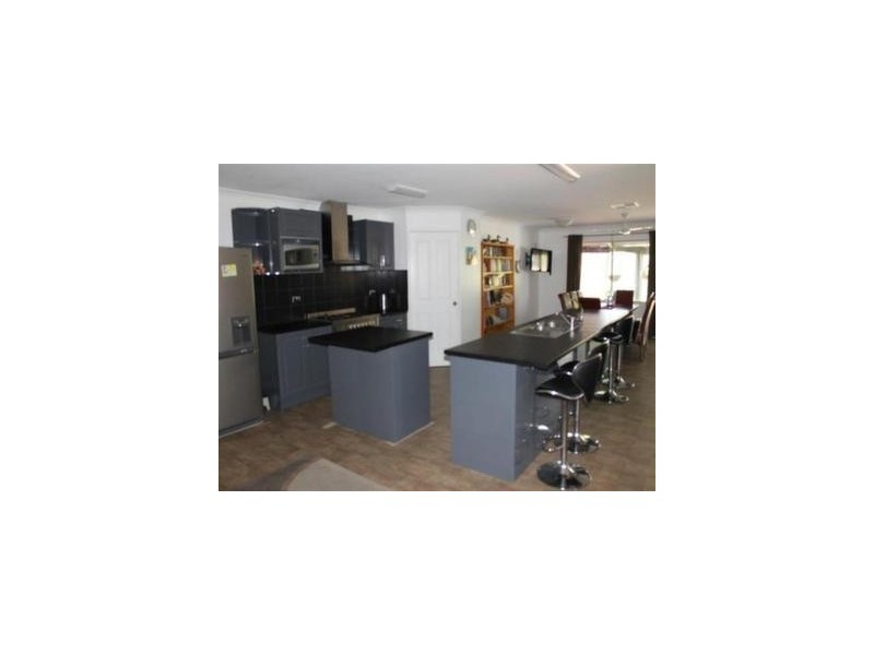 135 Seventh Road, Toodyay WA 6566