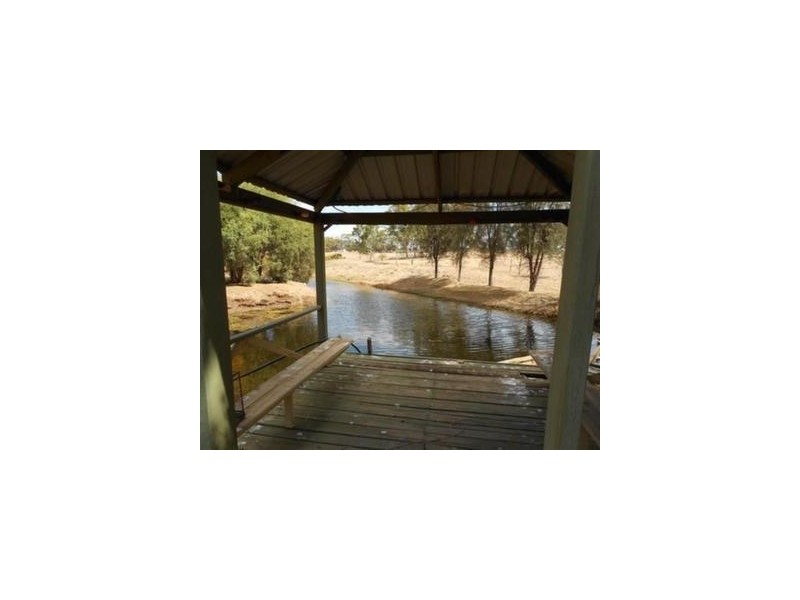 135 Seventh Road, Toodyay WA 6566