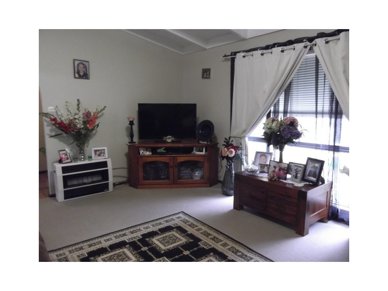 2 Wilson Street, Toodyay WA 6566