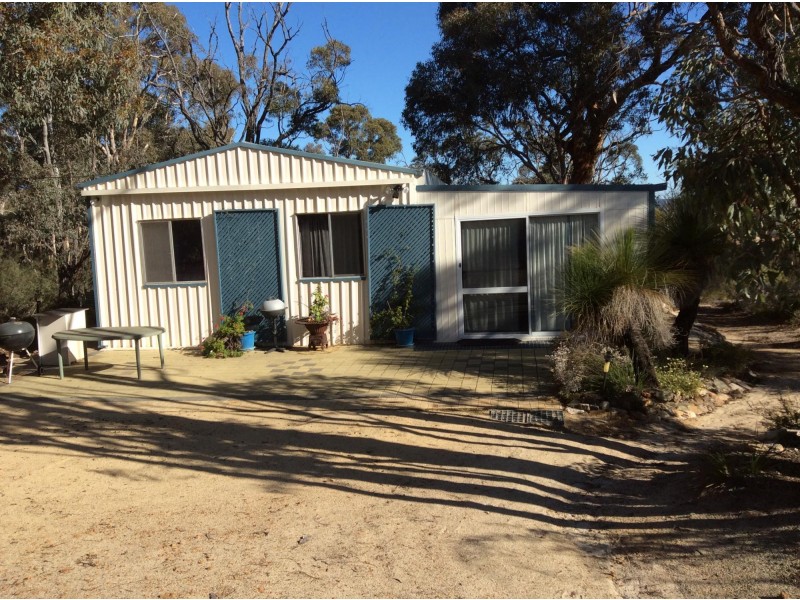 114 Frank Venn Road, Toodyay WA 6566