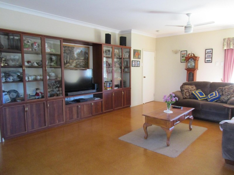 290 Railway Road, Toodyay WA 6566