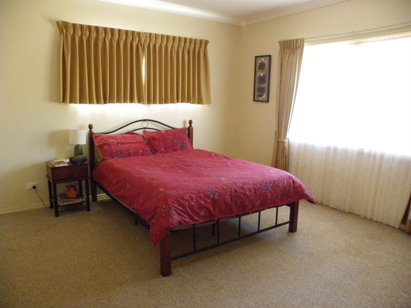 290 Railway Road, Toodyay WA 6566