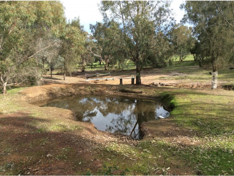 14 MEADOW PLACE, Toodyay WA 6566