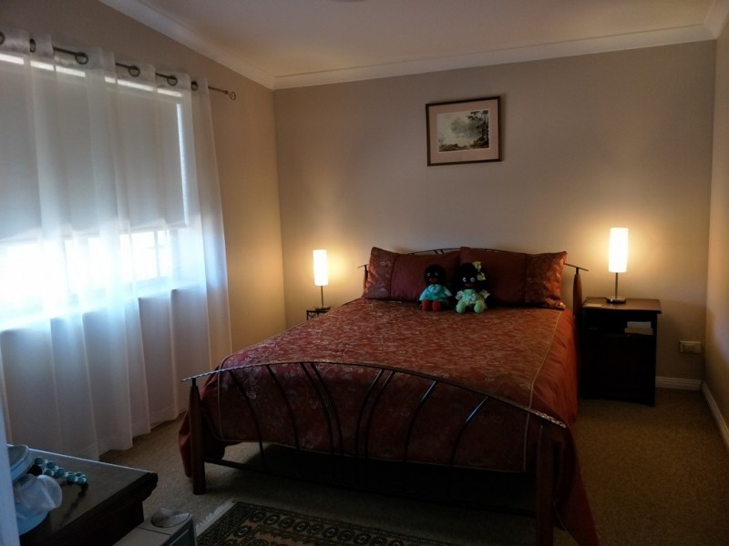 17 Sixth Road, Toodyay WA 6566