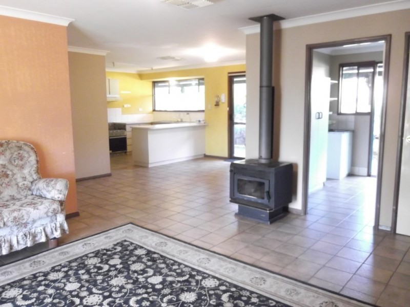 21 Hassell Close, Toodyay WA 6566