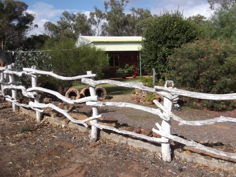 229 Sand Spring Road, Toodyay WA 6566
