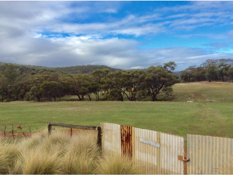 10 Kane Road, Toodyay WA 6566