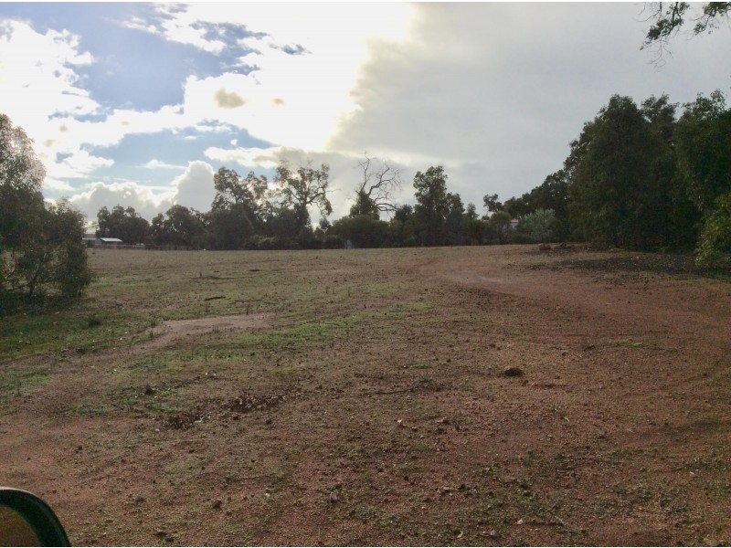 53 Darwinia Crescent, Toodyay WA 6566