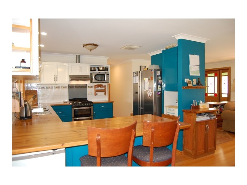 150 Phillips Road, Toodyay WA 6566