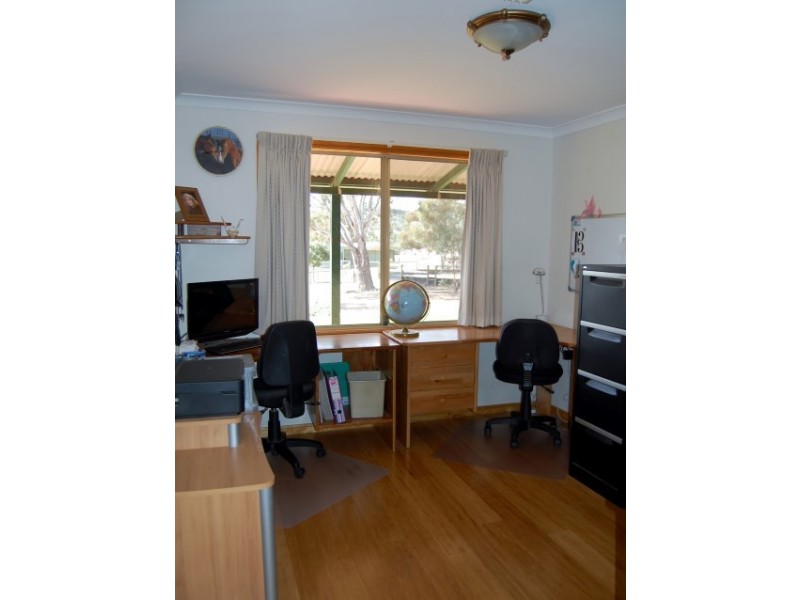 150 Phillips Road, Toodyay WA 6566