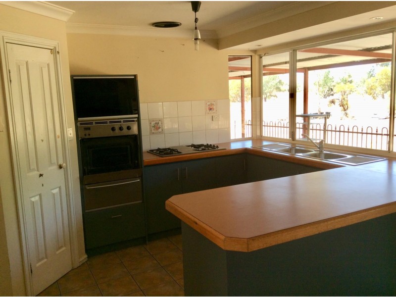 113 Bowers Road, Toodyay WA 6566