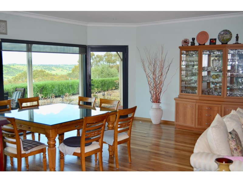 203 Timber Creek Crescent, Toodyay WA 6566