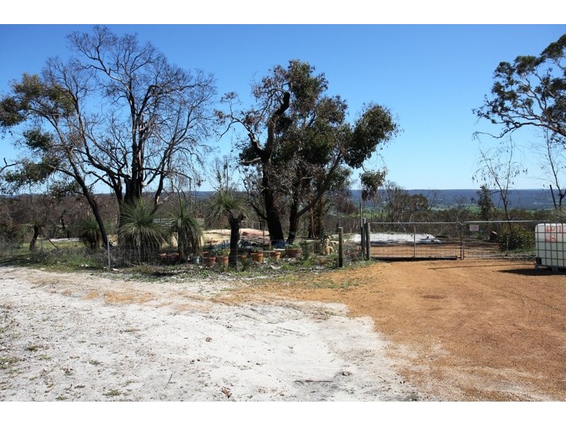 43 Adenanthus Rd, Toodyay WA 6566