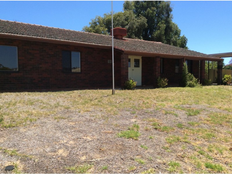 33 Hamersley St, Toodyay WA 6566