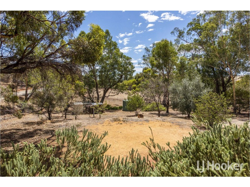 24 Henry Street West, Toodyay WA 6566
