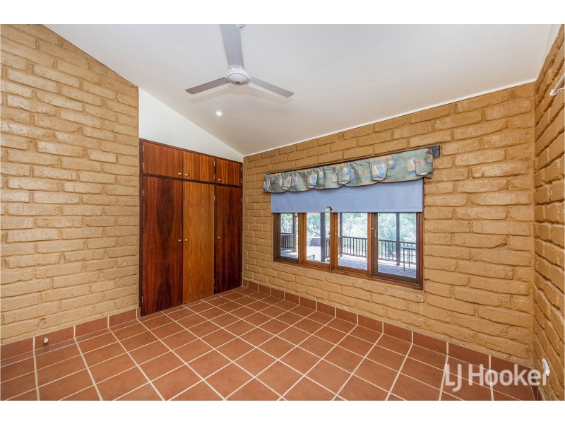 24 Henry Street West, Toodyay WA 6566
