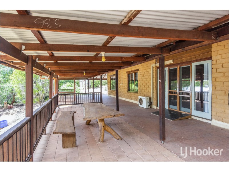 24 Henry Street West, Toodyay WA 6566