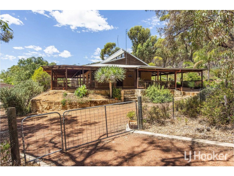 24 Henry Street West, Toodyay WA 6566