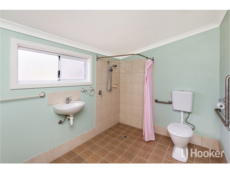 24 Henry Street West, Toodyay WA 6566