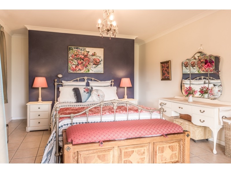 121 (Lot 1 Whitfield Rd, Toodyay WA 6566