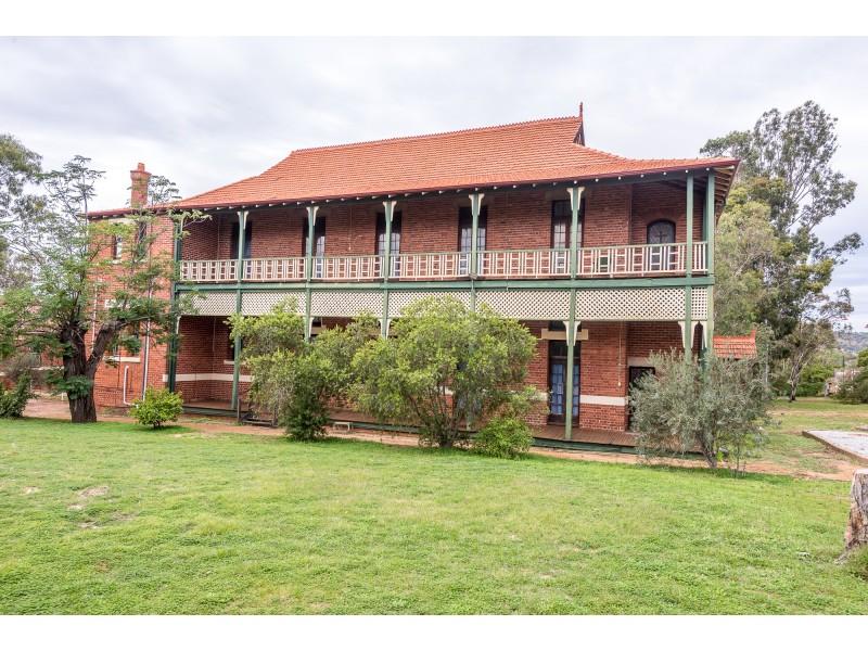 36 Stirling Terrace, Toodyay WA 6566