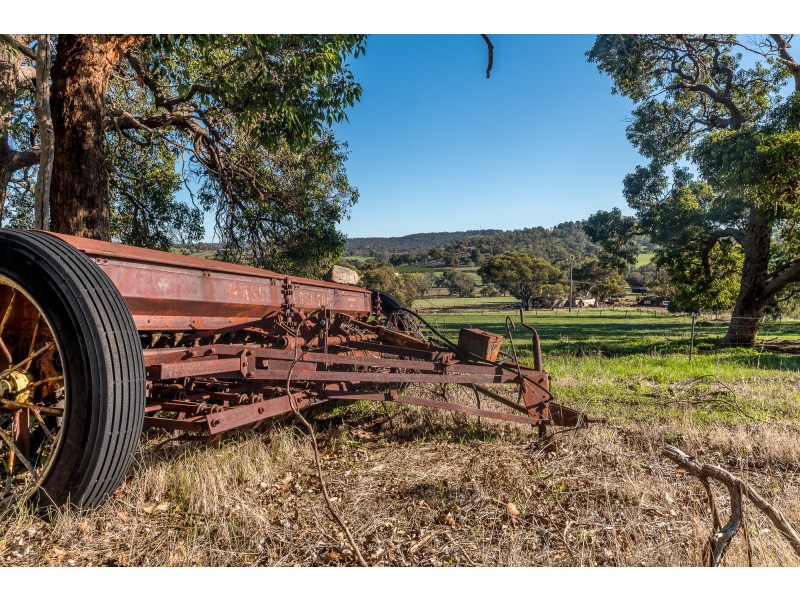 12 Kay Road, Bindoon WA 6502