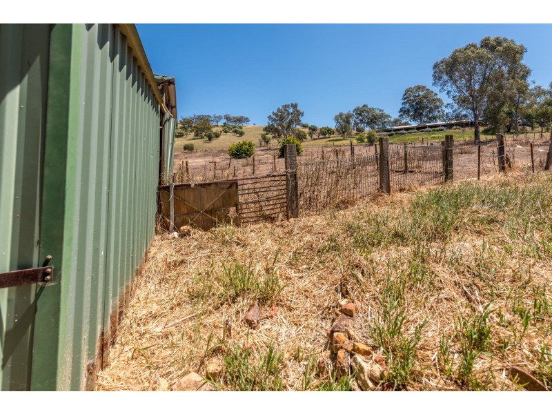 169 Julimar Rd, Toodyay WA 6566