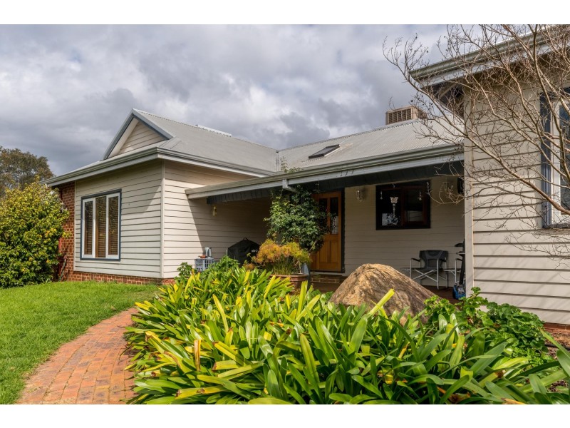 21 Pelican Rise, Chittering WA 6084