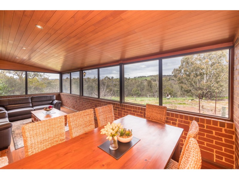 21 Pelican Rise, Chittering WA 6084