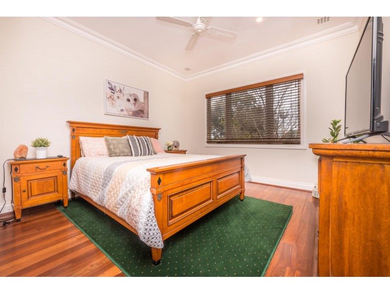 21 Pelican Rise, Chittering WA 6084