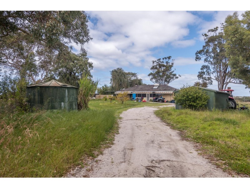 2412 Gingin Brook Road, Neergabby WA 6503