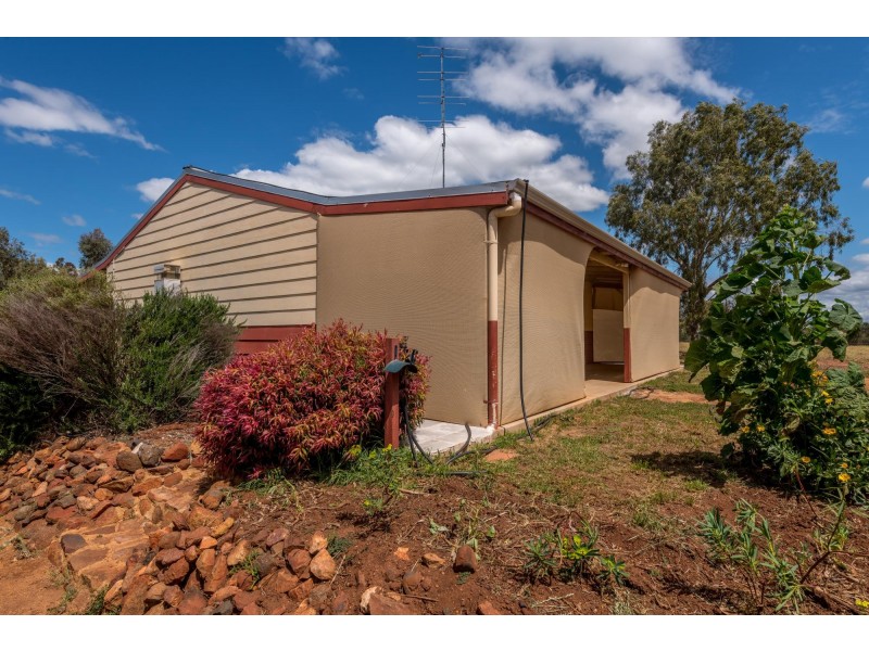 39 Blackstone Retreat, Bejoording WA 6566