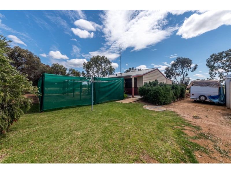 39 Blackstone Retreat, Bejoording WA 6566